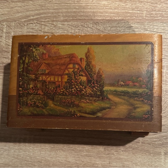 Other - 1940’s Vintage Wooden Mid-20th-Century Cedar Keepsake or Jewelry Chest